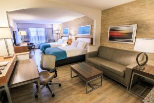 holiday inn express and suites farmington by ihg
