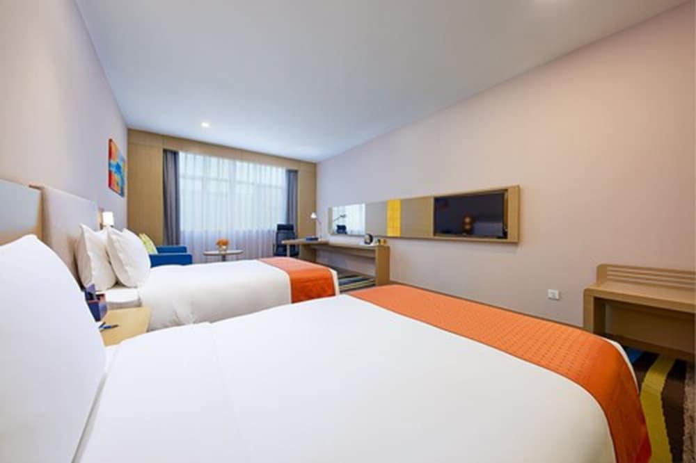 Vyluk Baiyun International Airport Hotel,,3 star
