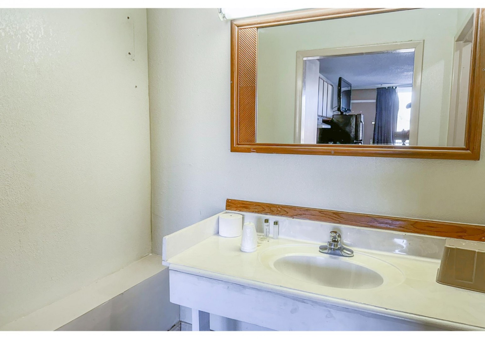super inn and suites by oyo milledgeville