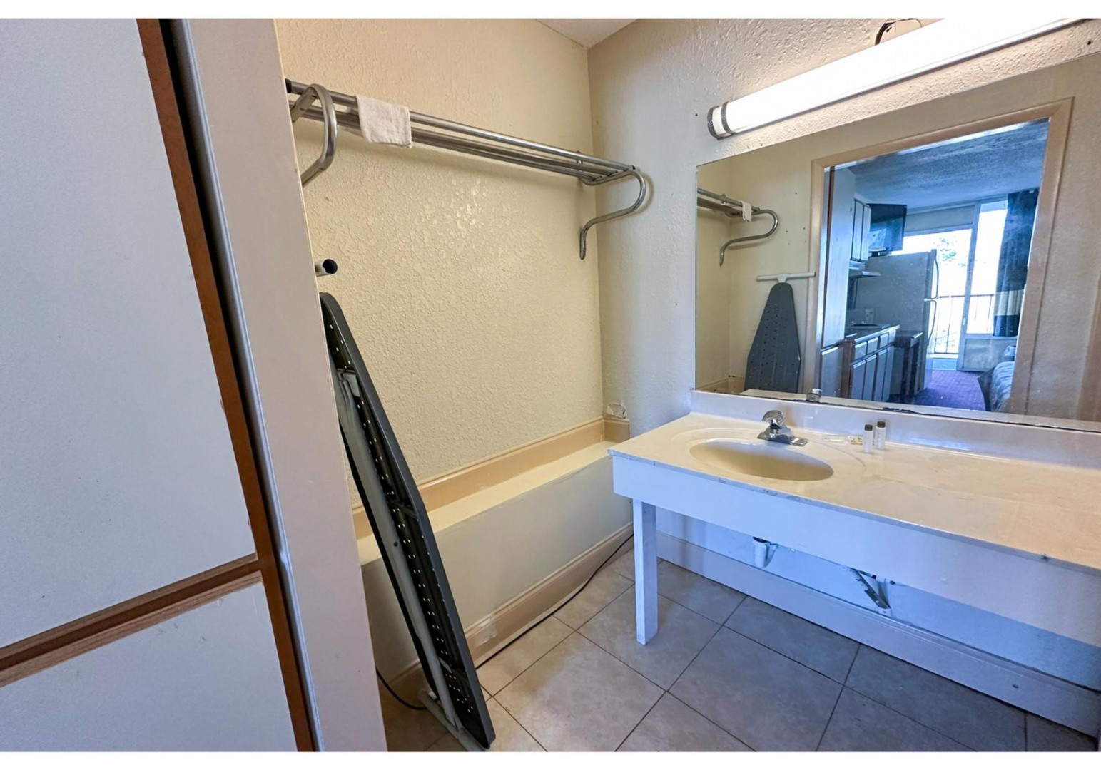 super inn and suites by oyo milledgeville