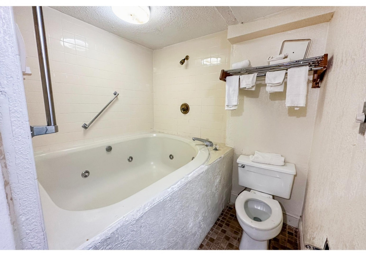 super inn and suites by oyo milledgeville