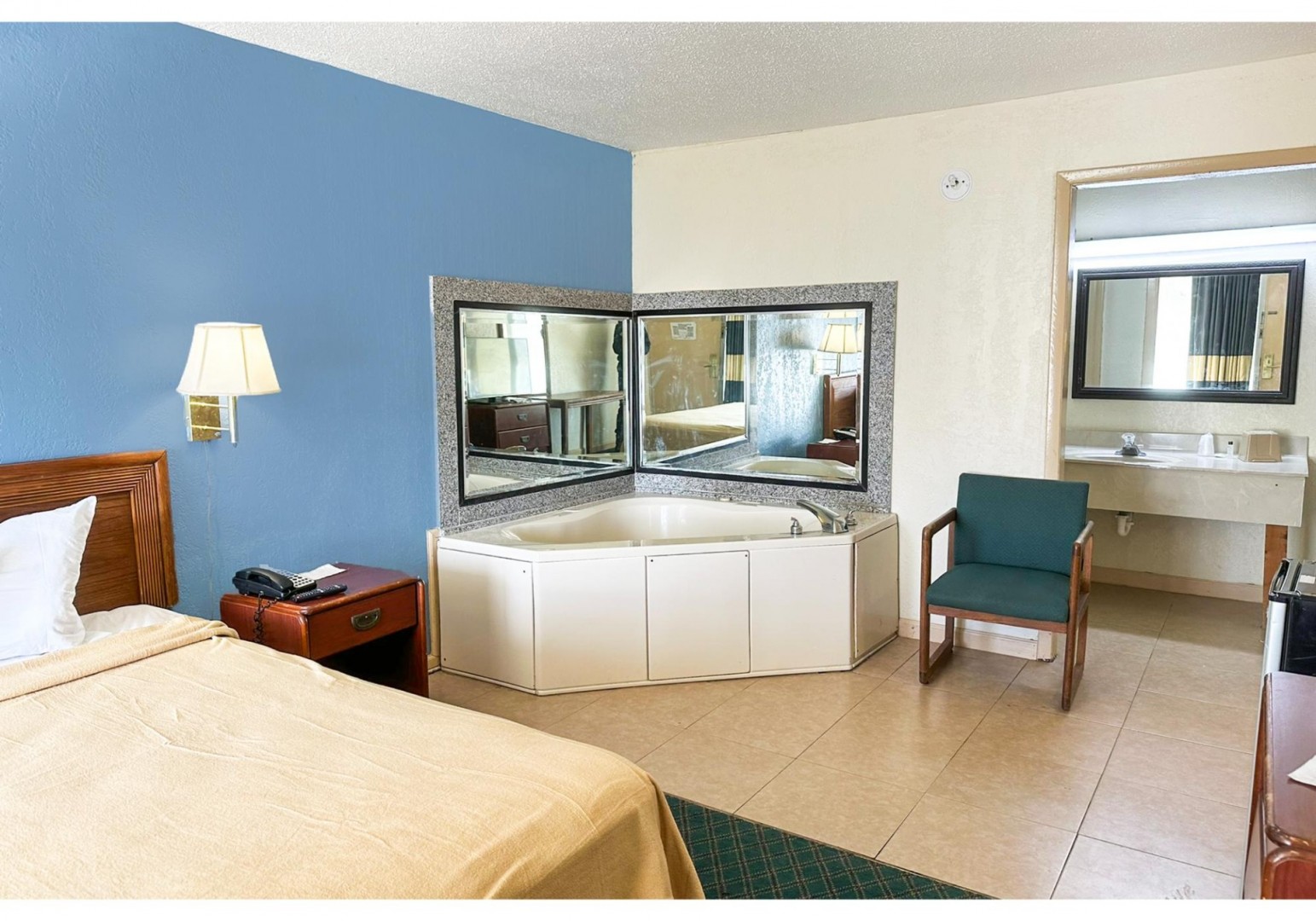 super inn and suites by oyo milledgeville