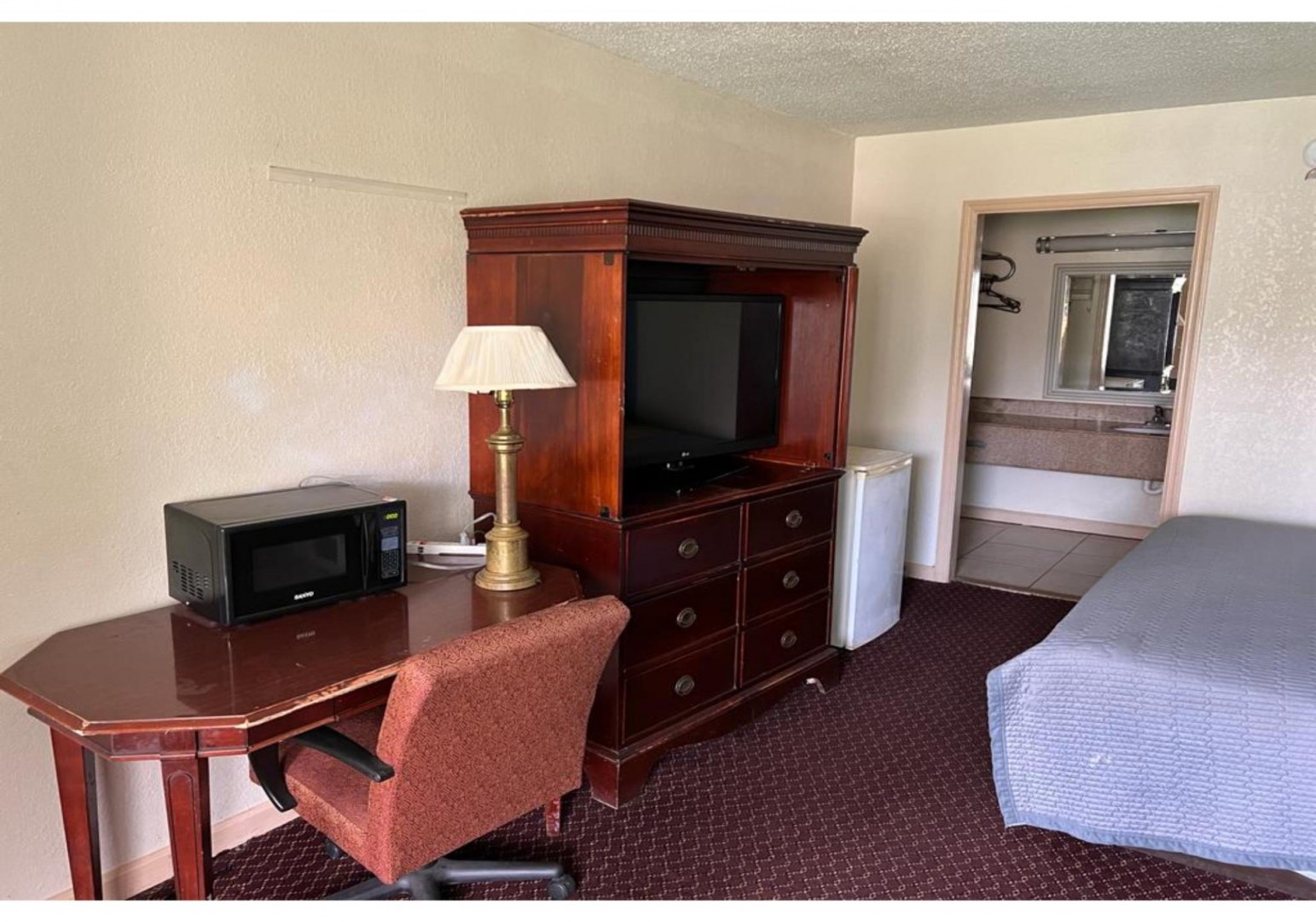 super inn and suites by oyo milledgeville
