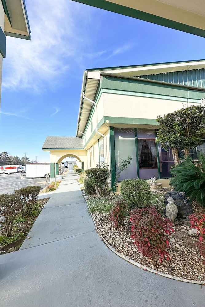 super inn and suites by oyo milledgeville