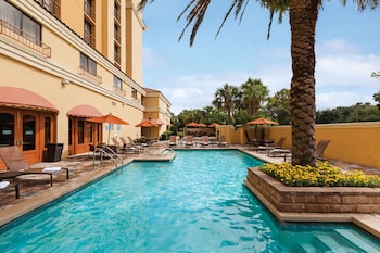 embassy suites by hilton orlando international dr conv ctr