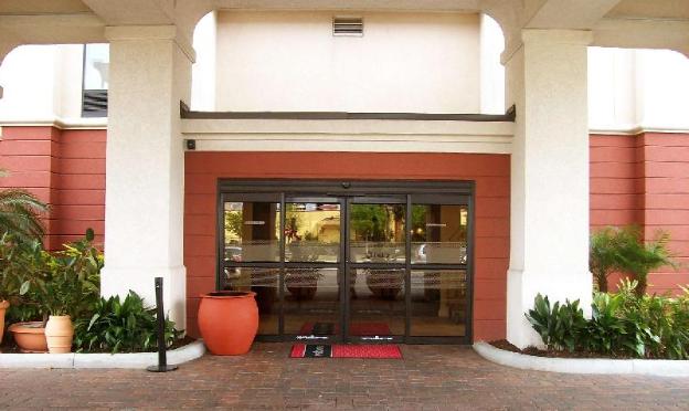 hampton inn and suites orlando intl dr n