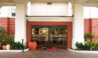 hampton inn and suites orlando intl dr n