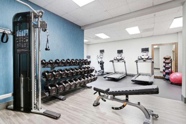 hampton inn and suites orlando intl dr n