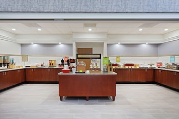 hampton inn and suites orlando intl dr n