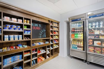 hampton inn and suites orlando intl dr n