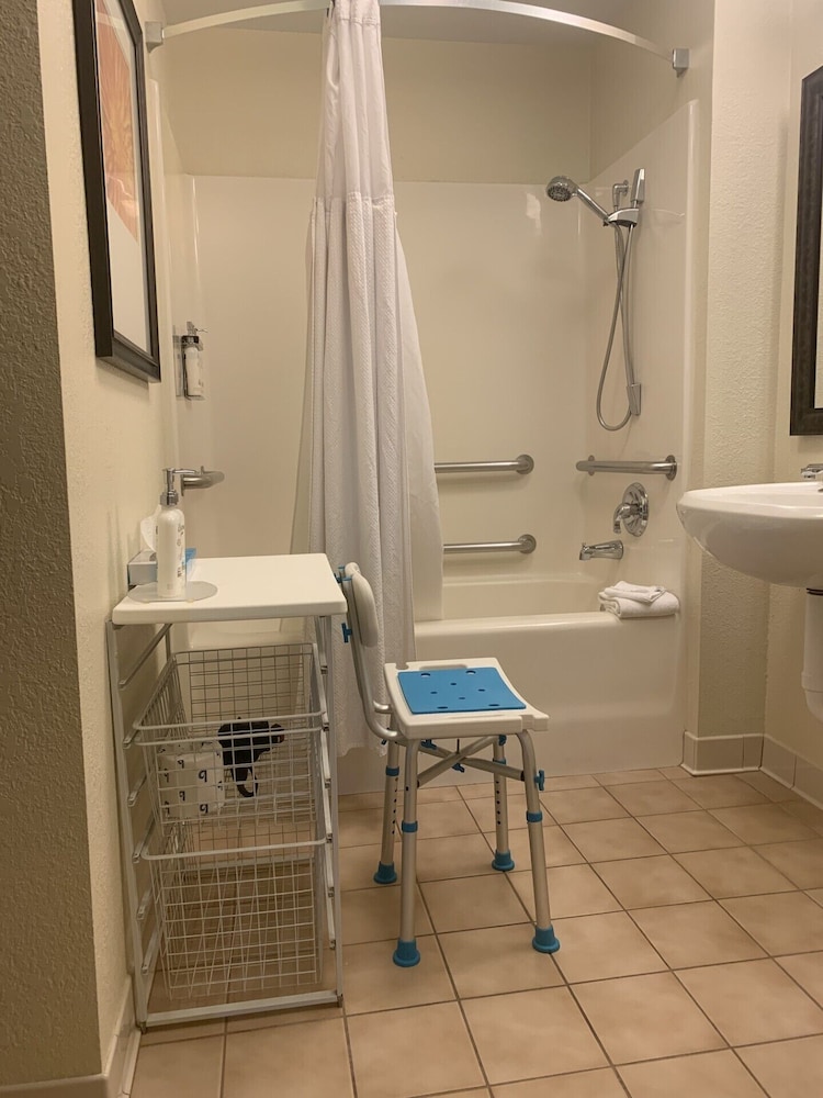 staybridge suites lincolnshire by ihg