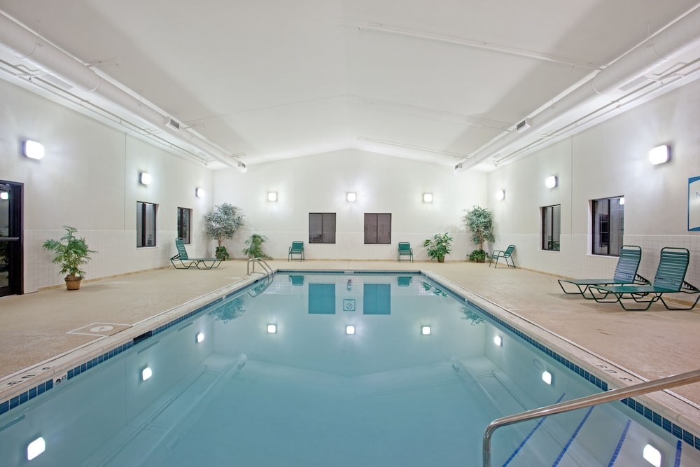 staybridge suites lincolnshire by ihg