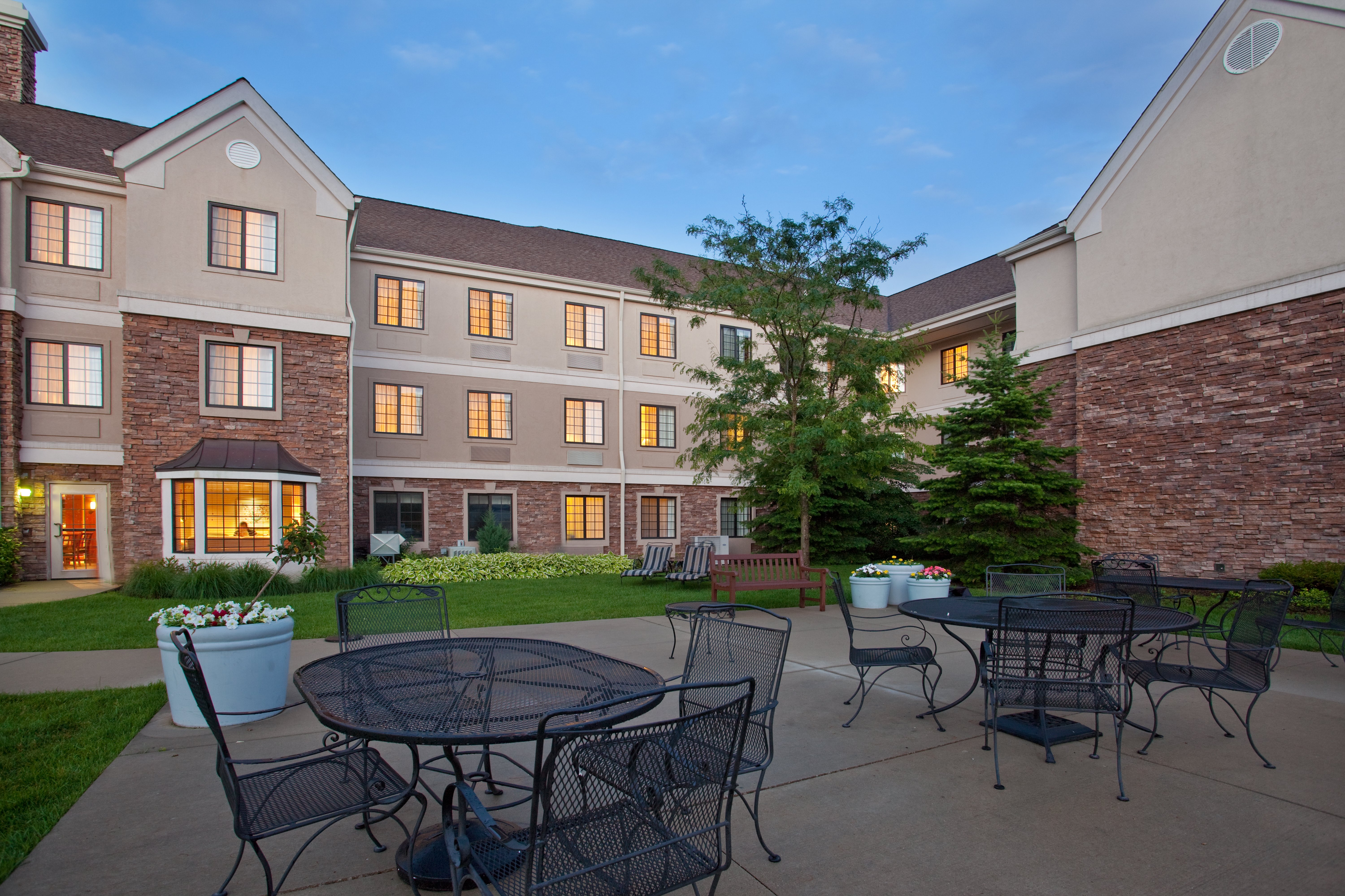 staybridge suites lincolnshire by ihg
