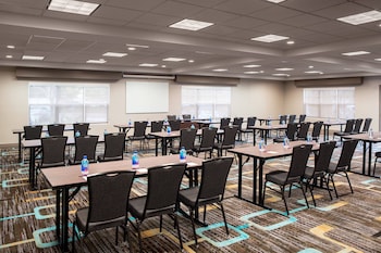 Residence Inn By Marriott Cypress Los Alamitos,Hawaiian Gardens>>Cypress,3 star