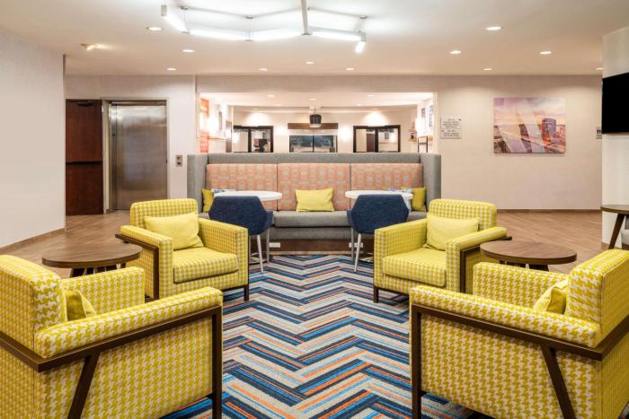 hampton inn by hilton irvine east lake forest
