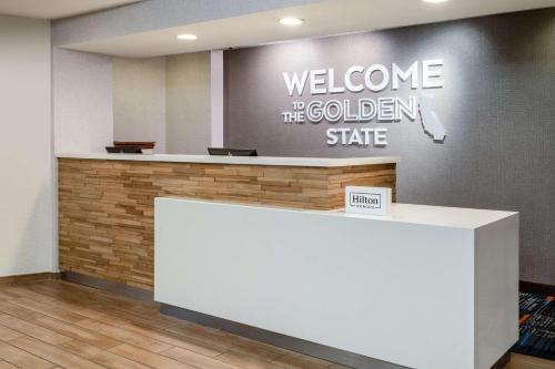 hampton inn by hilton irvine east lake forest