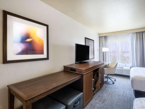 hampton inn by hilton irvine east lake forest
