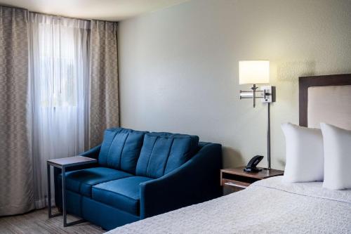 hampton inn by hilton irvine east lake forest