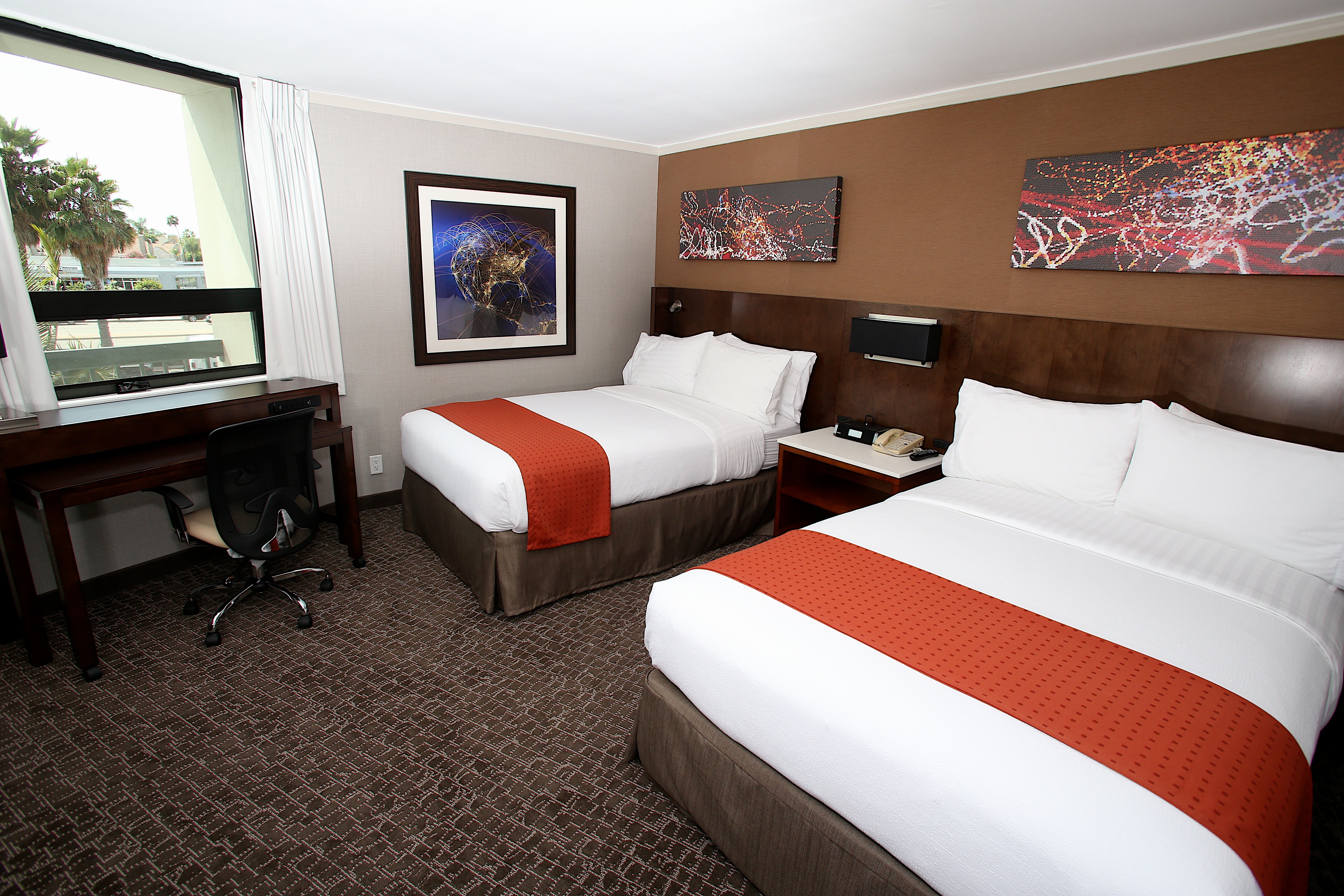 holiday inn long beach airport