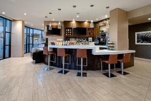 holiday inn long beach airport