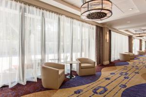 holiday inn long beach airport