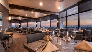 holiday inn long beach airport