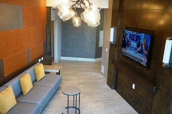 Holiday Inn Long Beach Airport,Long Beach>>California,4 star