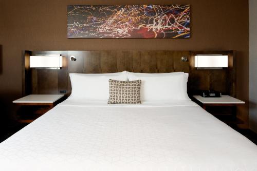 holiday inn long beach airport
