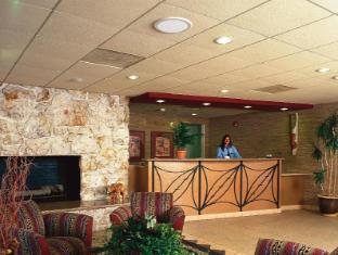 safari inn a coast hotel