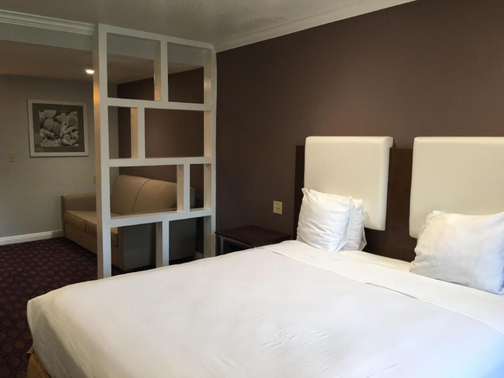 hotel pacific manhattan beach