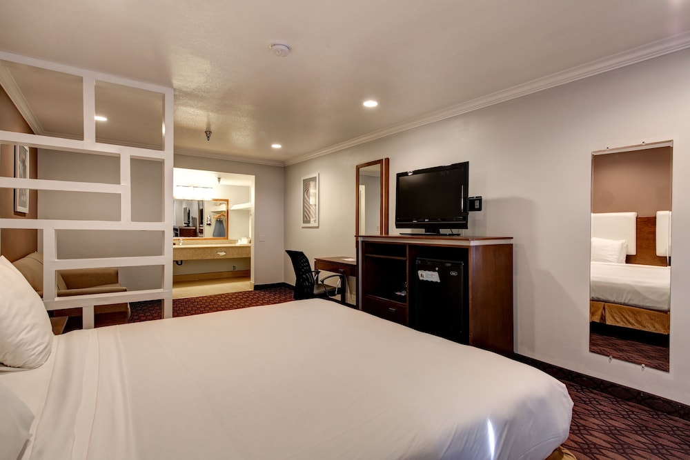 hotel pacific manhattan beach