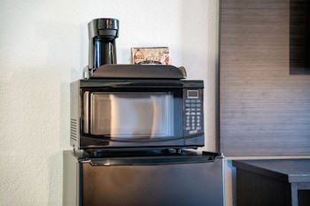 studio 6 suites lawndale ca south bay