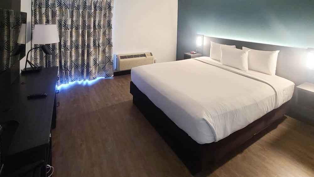 studio 6 suites lawndale ca south bay