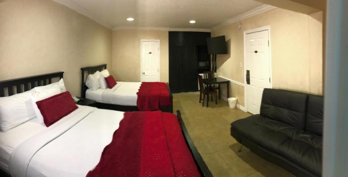 nite inn walking distance to universal studios hollywood