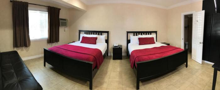 nite inn walking distance to universal studios hollywood