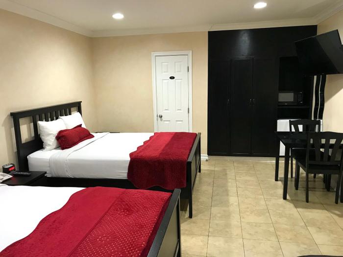 nite inn walking distance to universal studios hollywood
