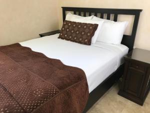 nite inn walking distance to universal studios hollywood