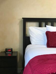 nite inn walking distance to universal studios hollywood