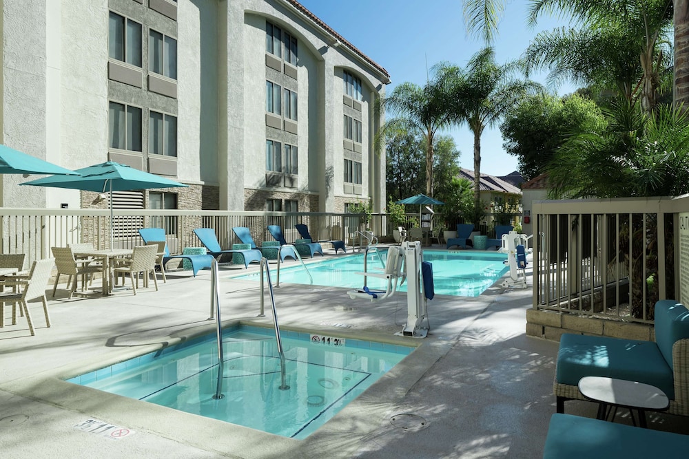 hampton inn los angeles santa clarita