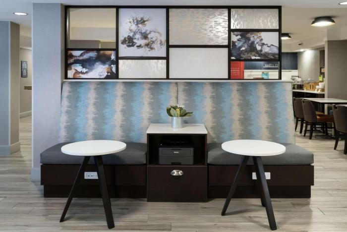 hampton inn los angeles santa clarita