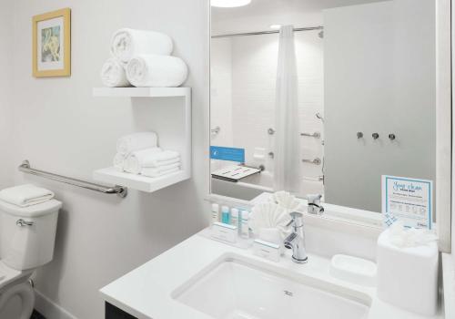 hampton inn los angeles santa clarita