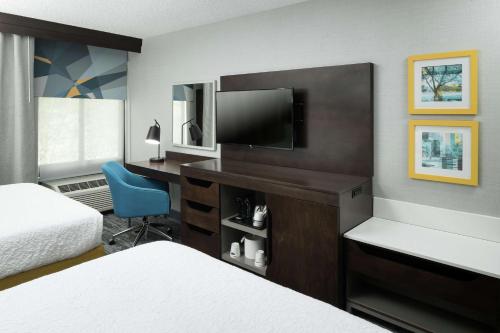 hampton inn los angeles santa clarita