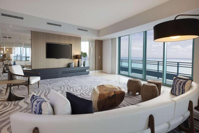 diplomat beach resort hollywood curio collection by hilton
