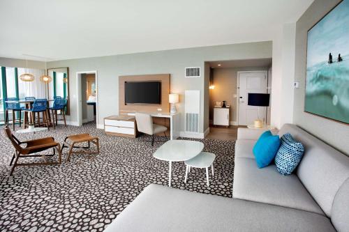 diplomat beach resort hollywood curio collection by hilton