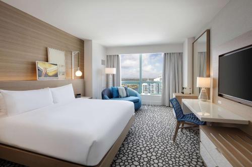 diplomat beach resort hollywood curio collection by hilton