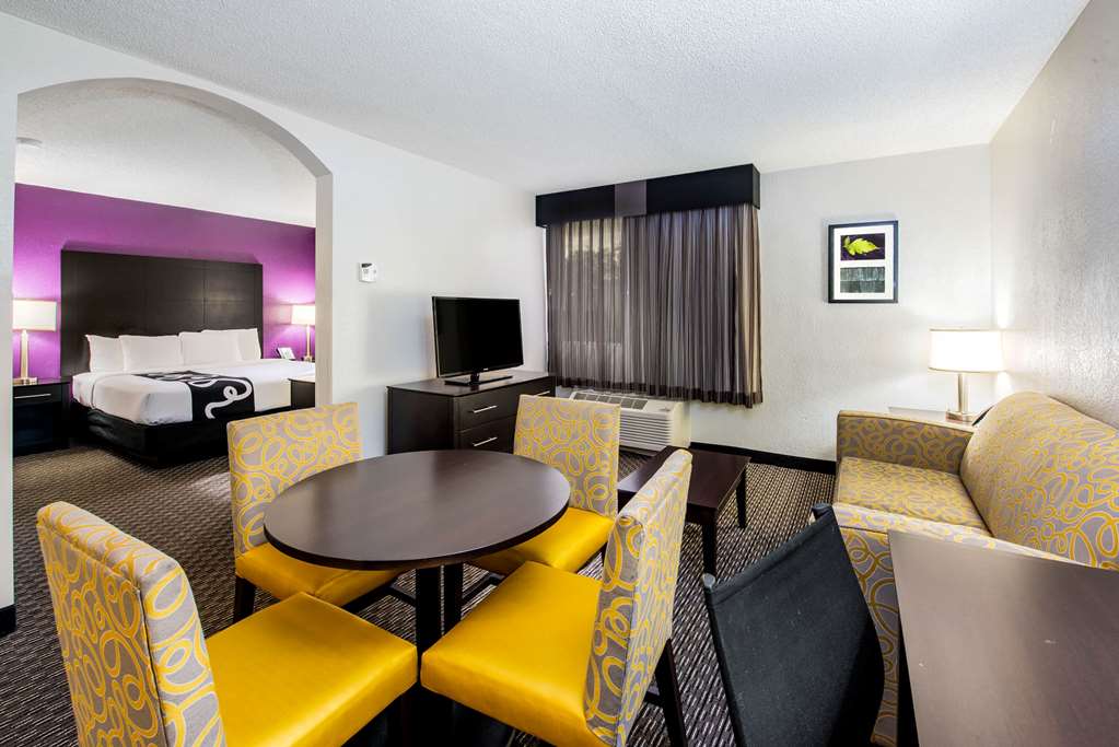 la quinta inn and suites by wyndham fort lauderdale tamarac