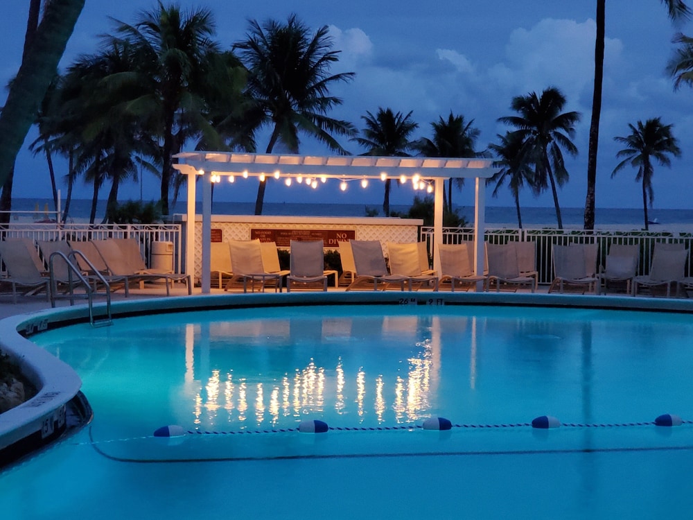 lago mar beach resort and club