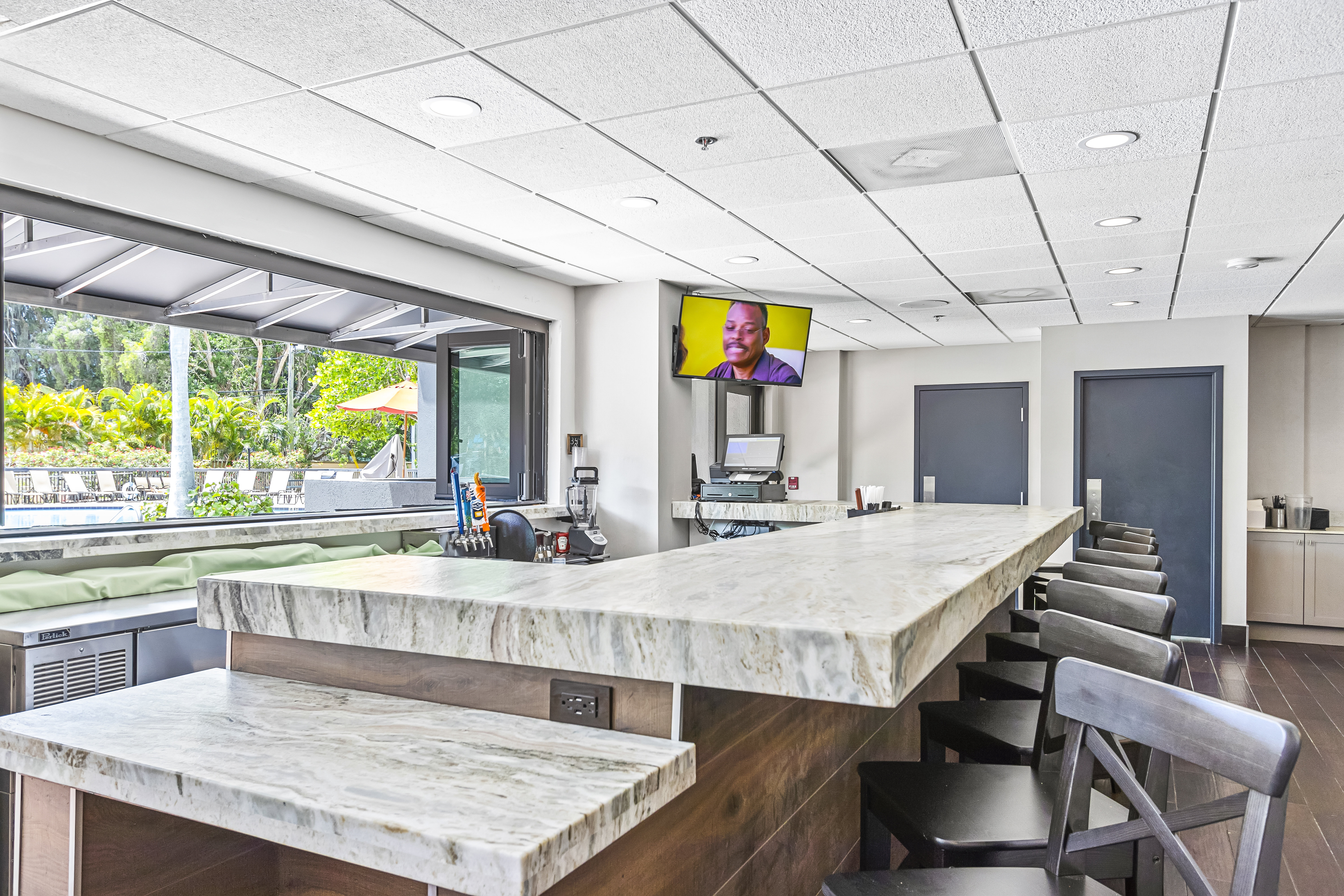 holiday inn st petersburg west by ihg