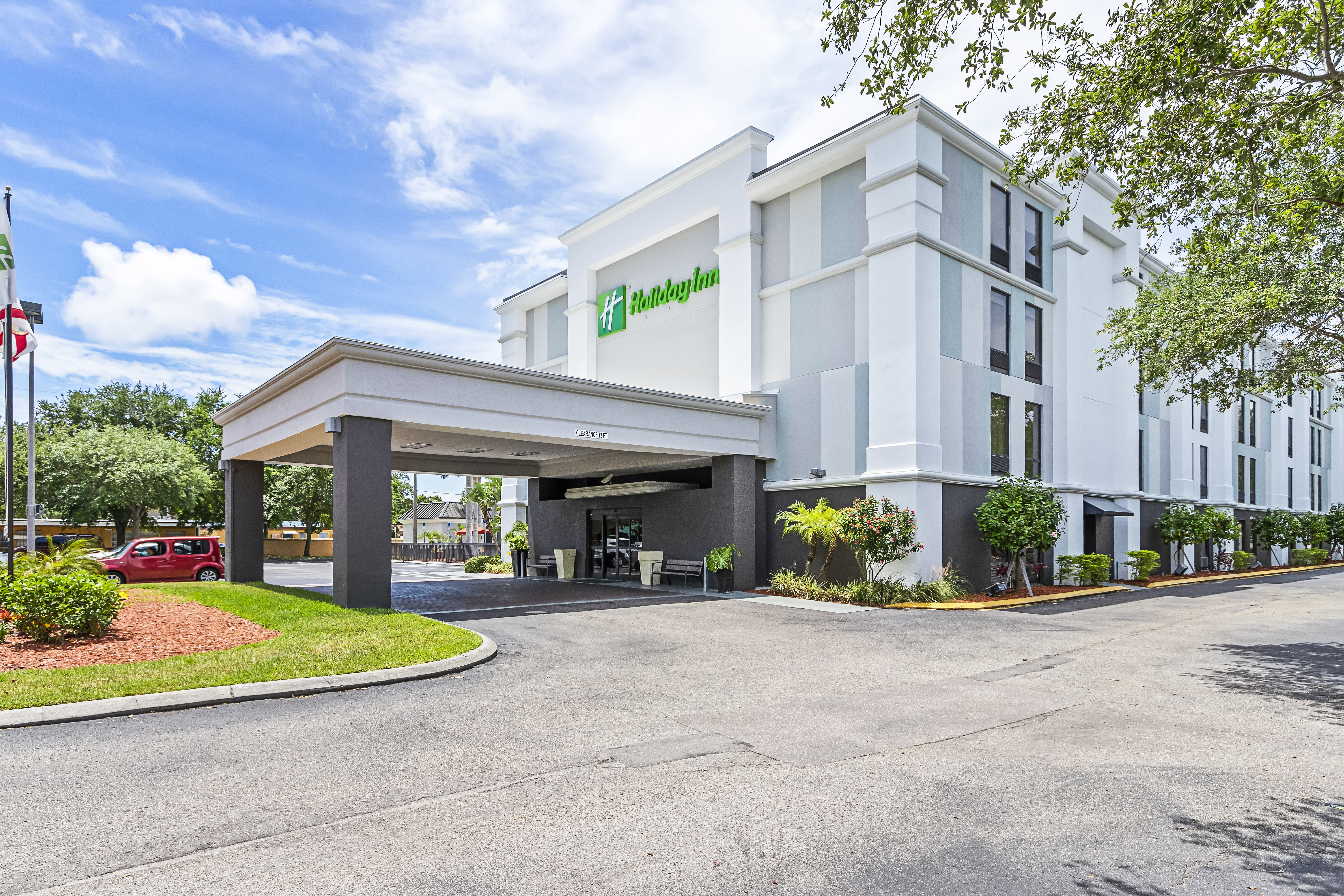 holiday inn st petersburg west by ihg