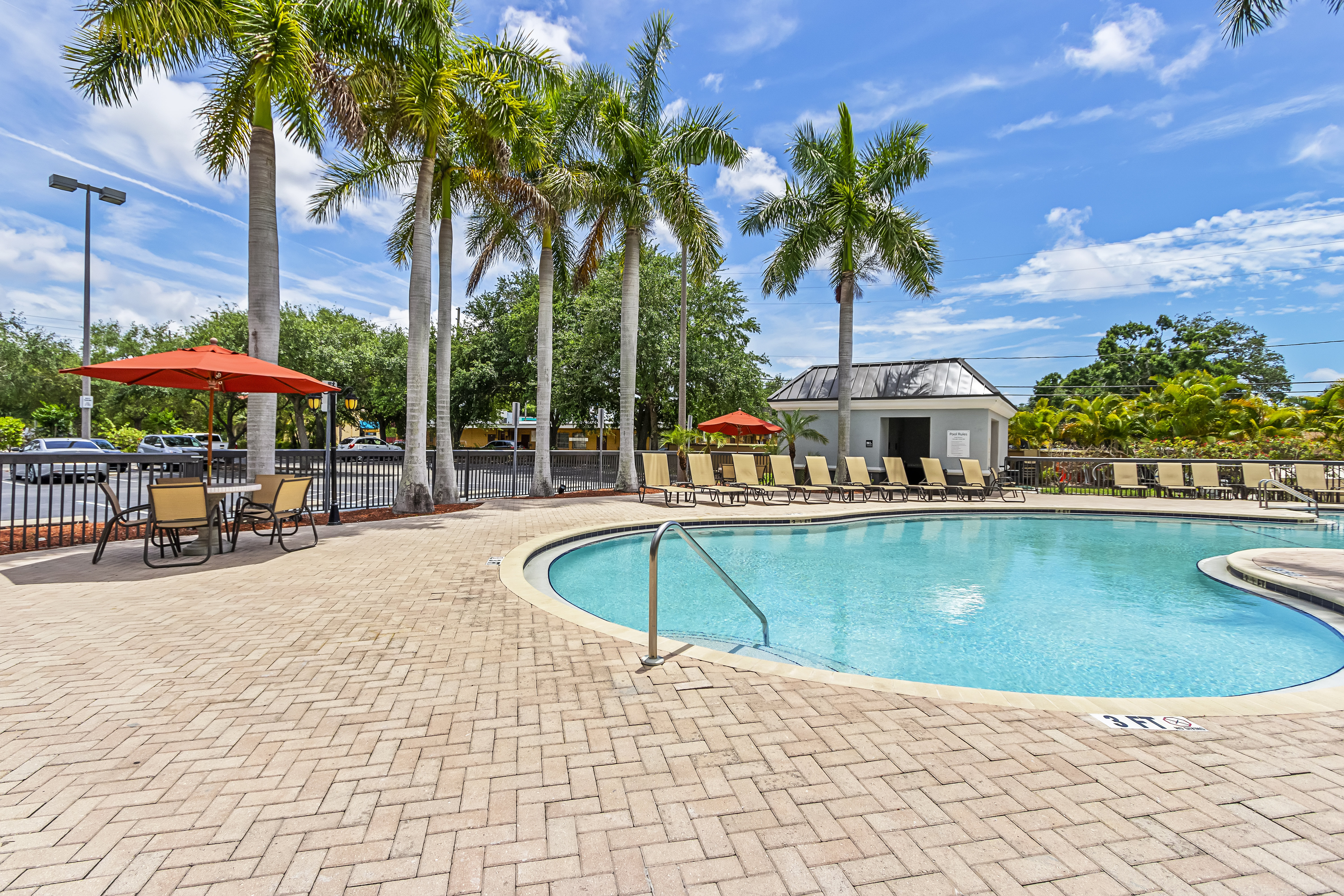 holiday inn st petersburg west by ihg
